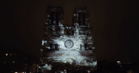 重温巴黎圣母院灯光秀 12.gif