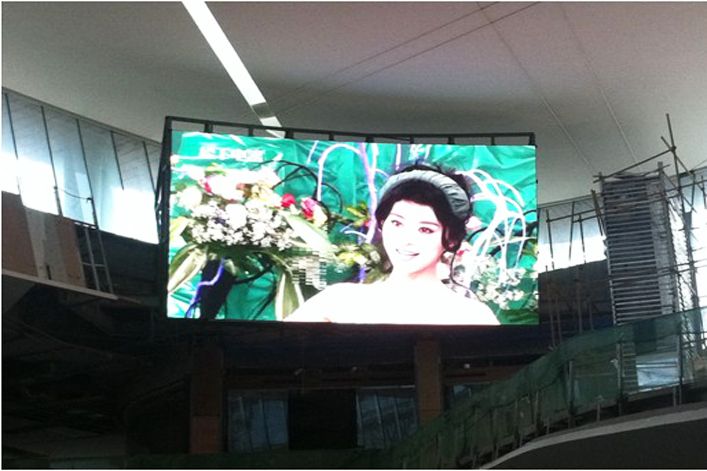 深圳欢乐海岸购物中心室内全彩led显示屏